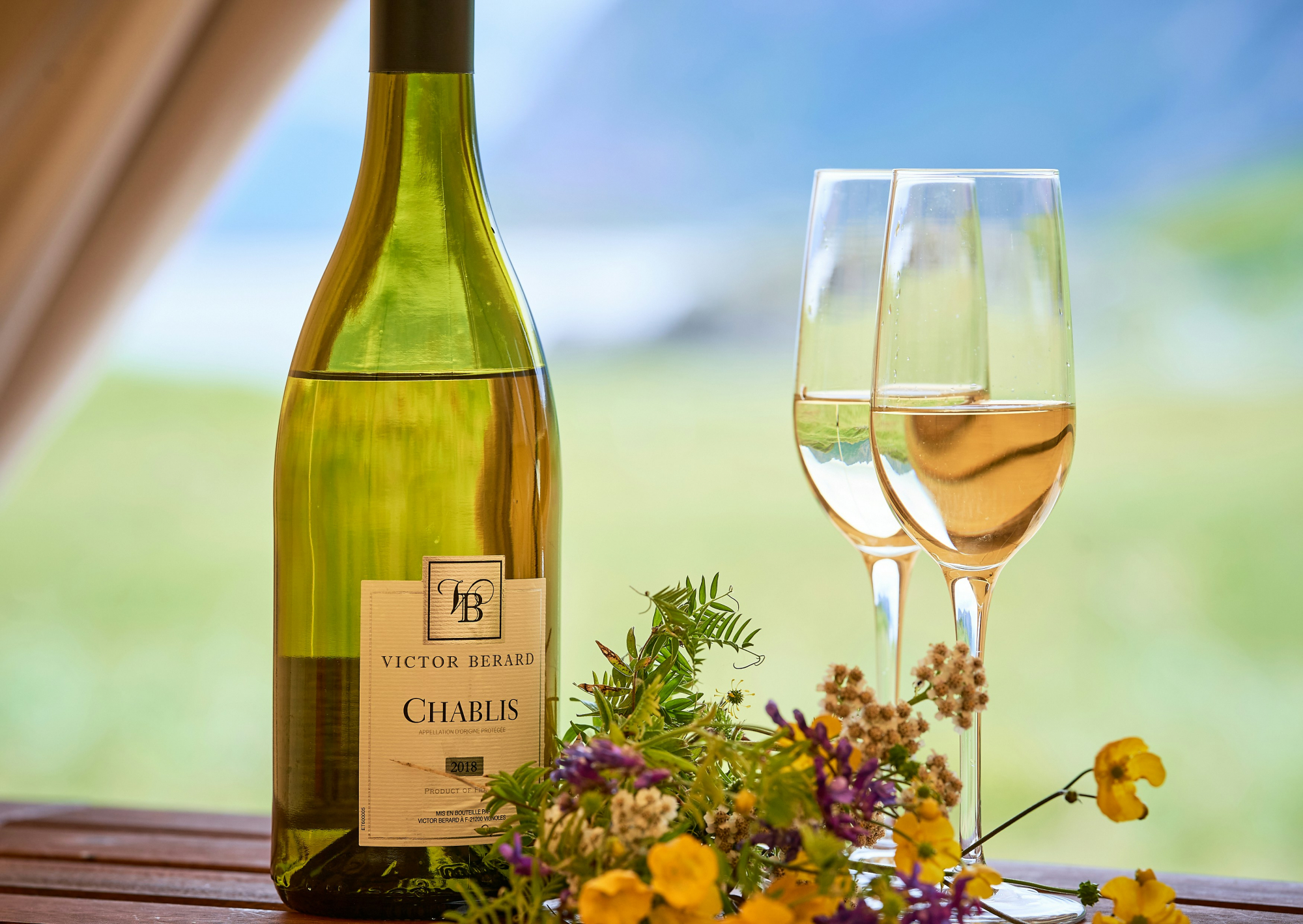 découvrez une sélection de vins blancs de qualité pour accompagner vos repas et vos moments de détente. trouvez le vin blanc parfait pour sublimer vos instants de convivialité.